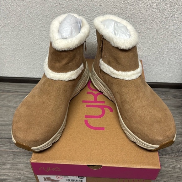 Ryka Made For Women Devotion Max Winter Boot Ankle (WIDE) - Picture 7 of 7